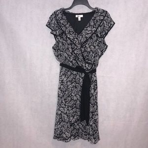 Dressbarn black and white leaves printed dress